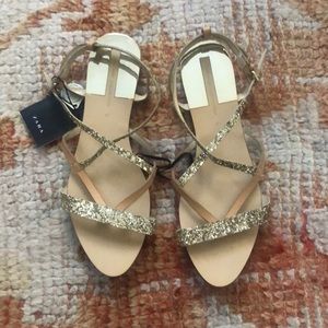 *NWT* ZARA GOLD GLITTER AND TAN LEATHER SANDALS